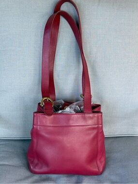 Vintage Coach buckle bag tote style 4157 Red